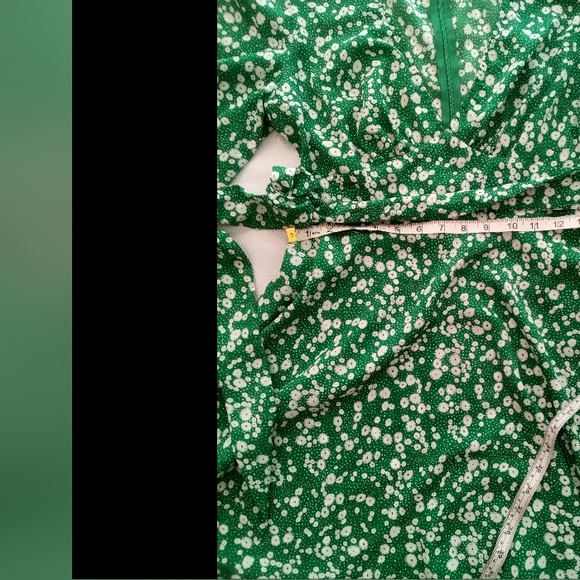 NWOT Spring 💚 Green Mini Dress - Picture 6 of 8